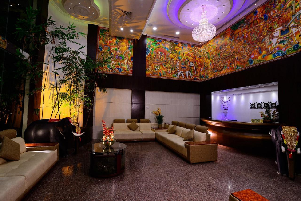 Sps Kingsway Hotel Thiruvananthapuram Buitenkant foto