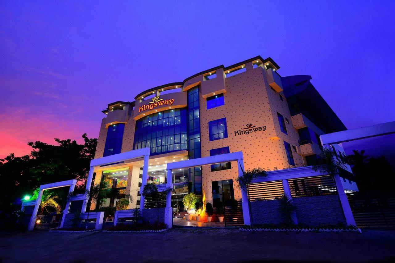 Sps Kingsway Hotel Thiruvananthapuram Buitenkant foto